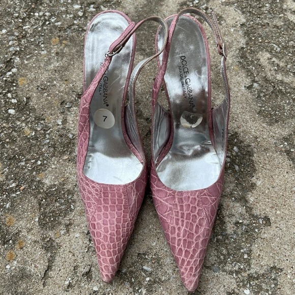 Dolce & Gabbana Pink Textured Stiletto Heels - Picture 3 of 6